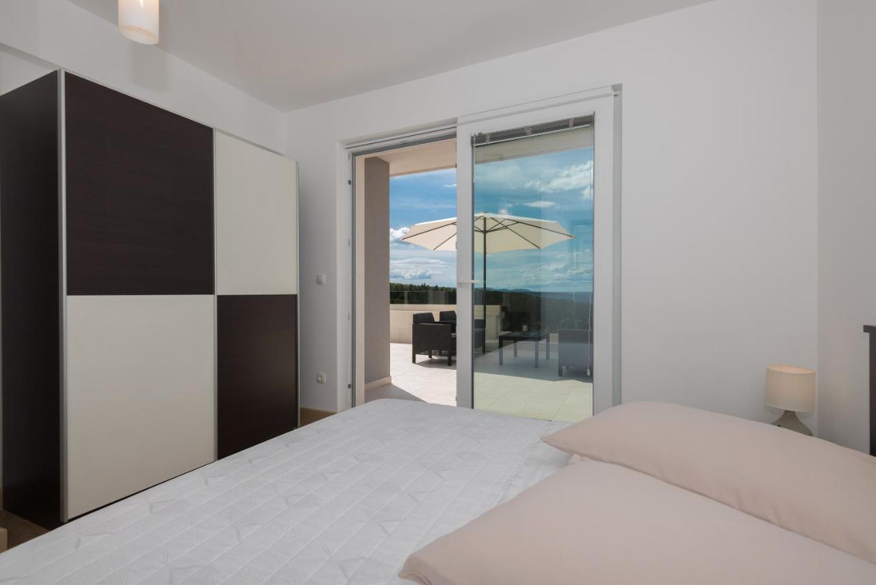 Apartments Villa Hadria Makarska Esterno foto